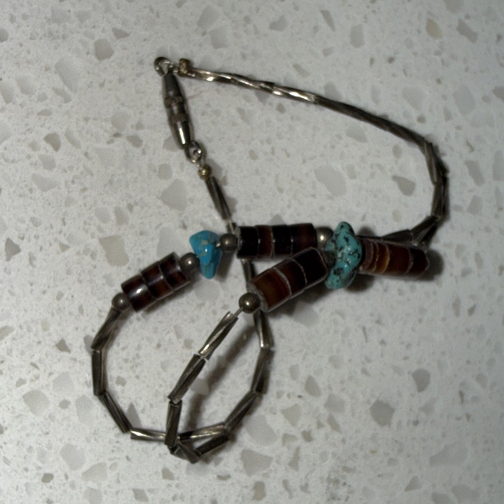 Vintage Unsigned 925 Sterling Liquid Silver Style Turquoise‎ Bead Bracelet
